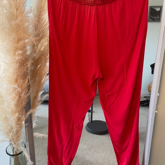 Red loose pants - Picture 3 of 3